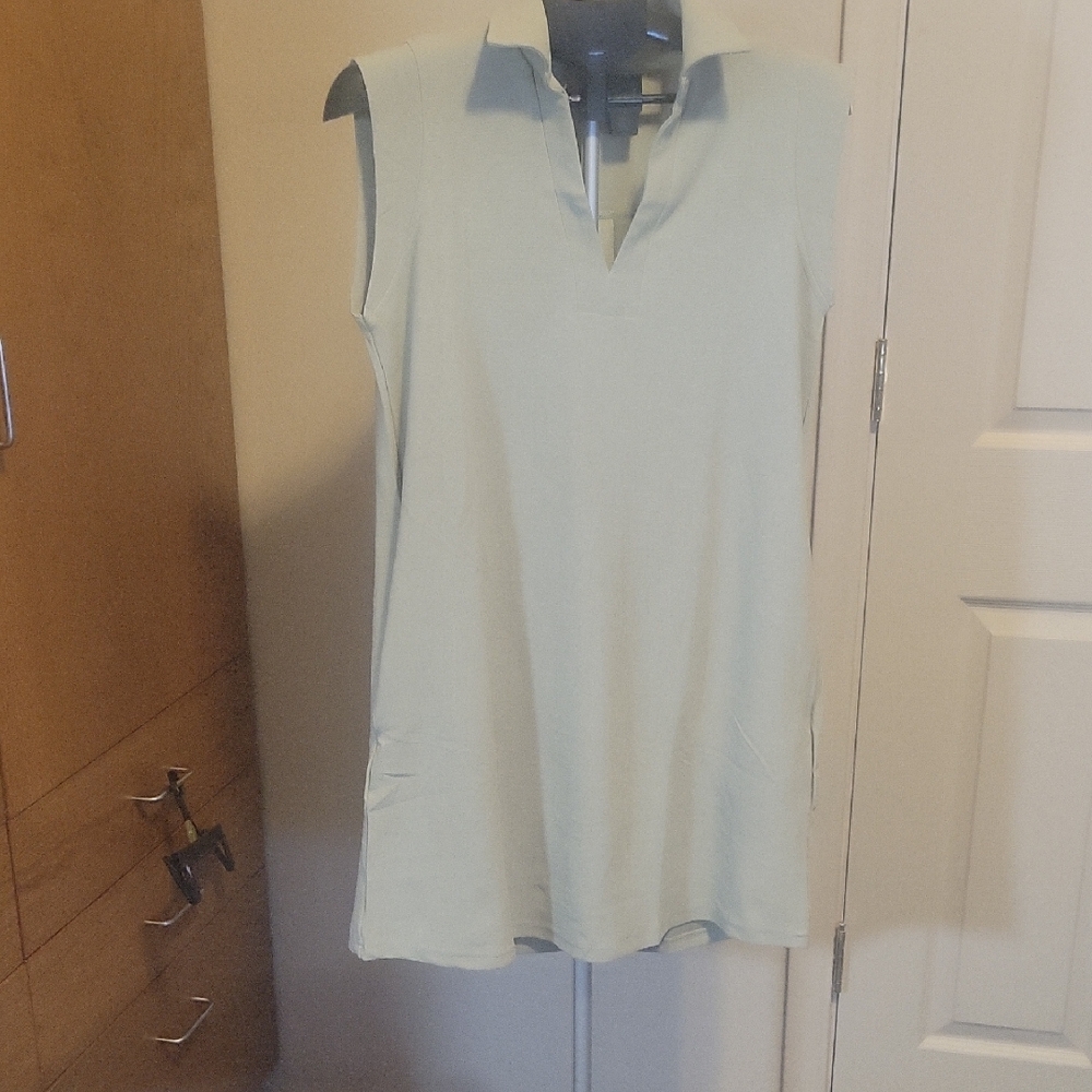 Sleeveless Maxi Dress in Light Mint with Polo Collar